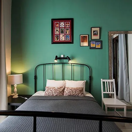 Casa Piratas Y Mina كاديز